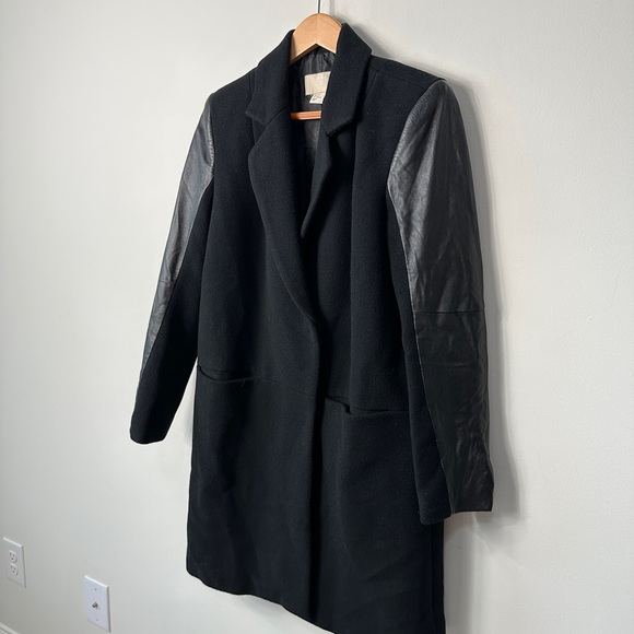 Black Wool PeaCoat With Contrasting 100% Lamb Nappa Leather Sleeves By H&M Sz 8 - Picture 3 of 10
